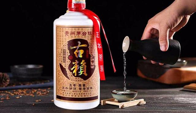 无酒不成席 学会品酒，读懂餐桌上的白酒文化
